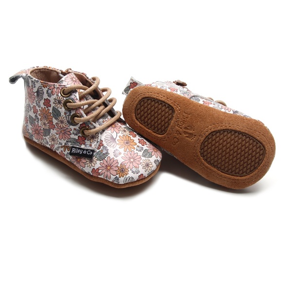 Retro Boho Floral- Boots - soft non slip soles - Picture 4 of 12